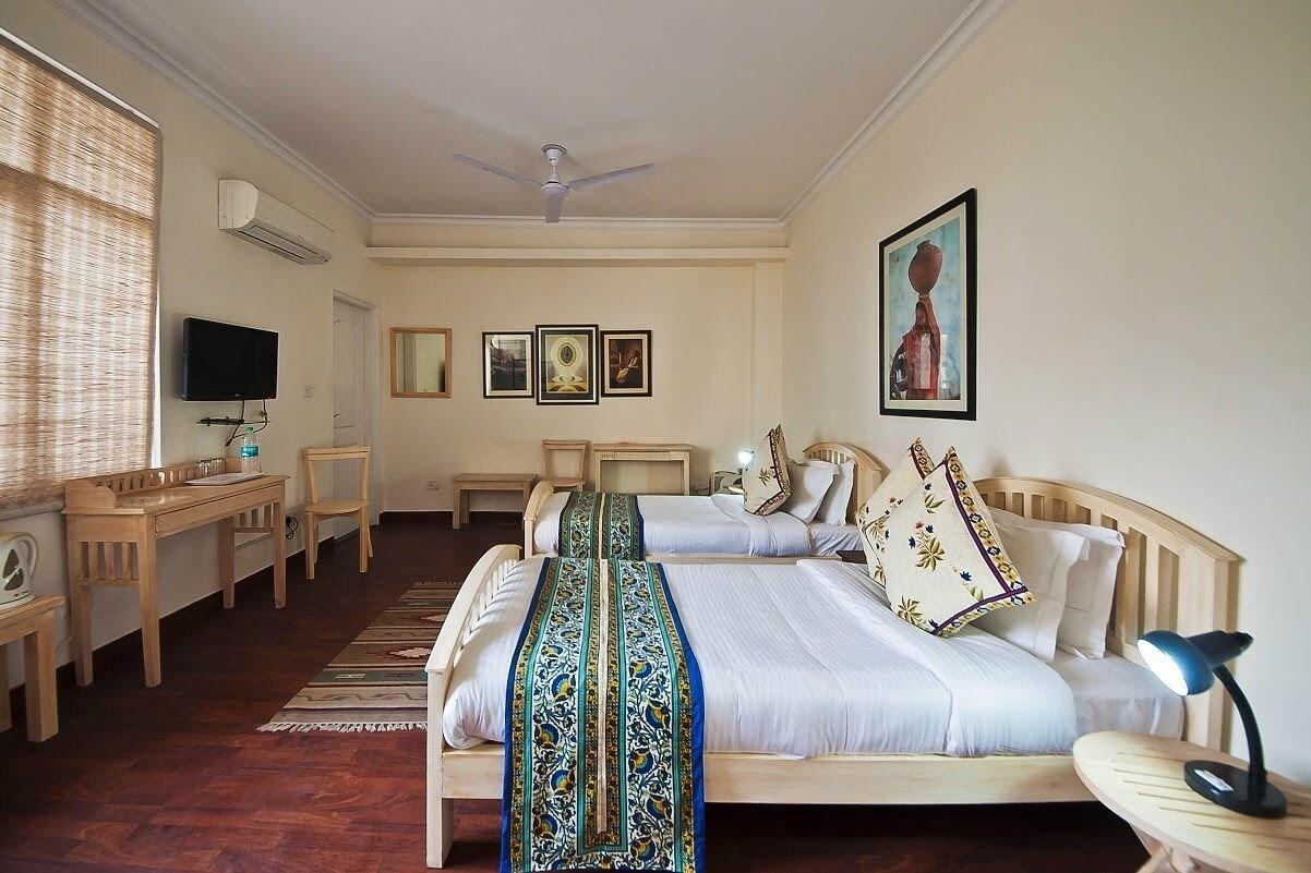 Colonel'S Retreat At The Airport Bed & Breakfast New Delhi Ngoại thất bức ảnh
