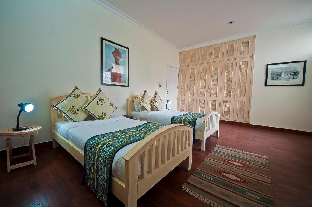 Colonel'S Retreat At The Airport Bed & Breakfast New Delhi Ngoại thất bức ảnh