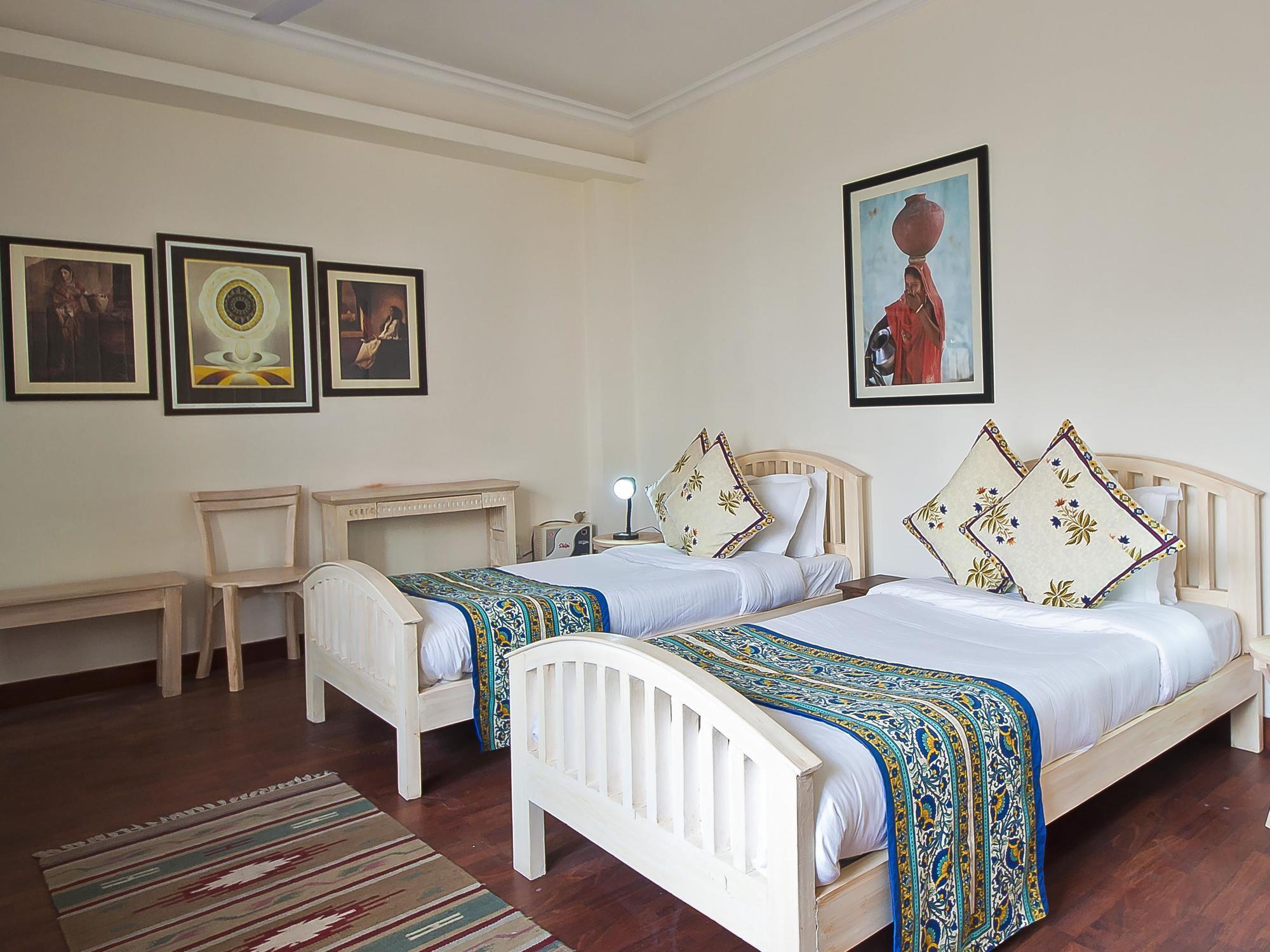 Colonel'S Retreat At The Airport Bed & Breakfast New Delhi Ngoại thất bức ảnh