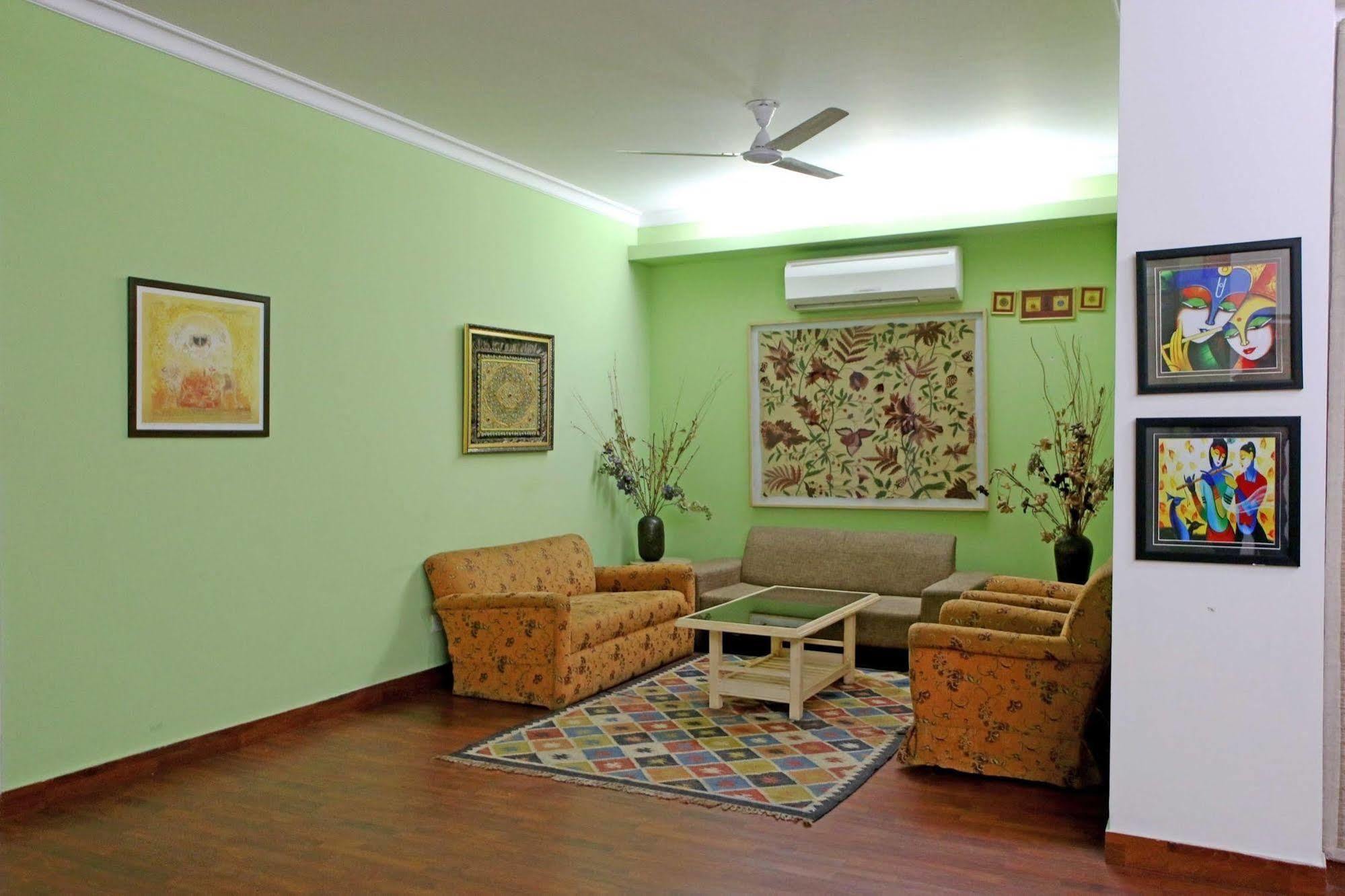 Colonel'S Retreat At The Airport Bed & Breakfast New Delhi Ngoại thất bức ảnh